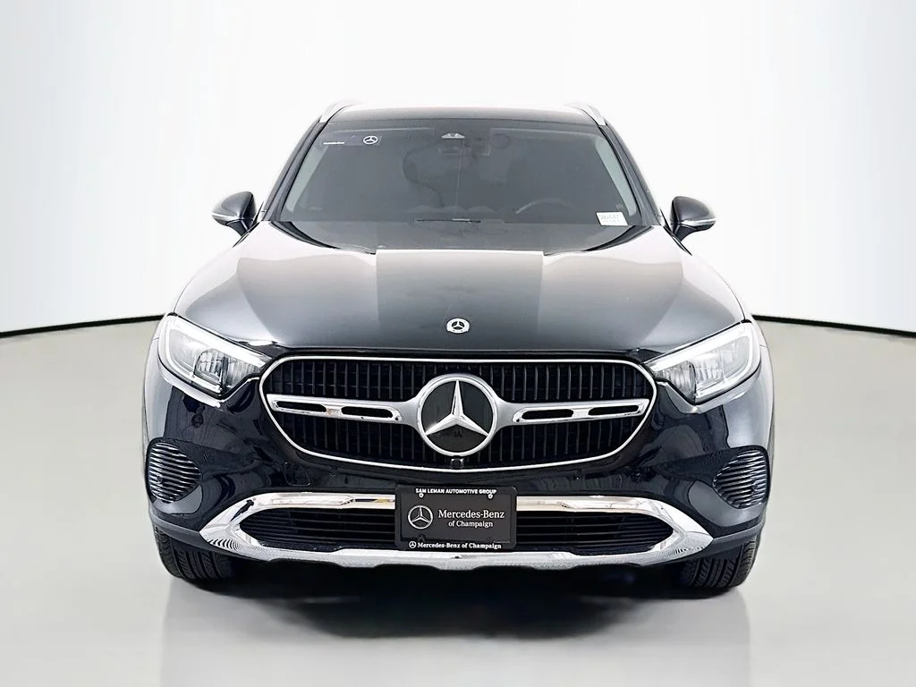 Used 2025 Black Mercedes-Benz GLC 350e image 2