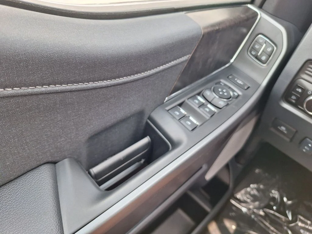 New 2026 Agate Black Metallic Ford F-350® Lariat® image 26