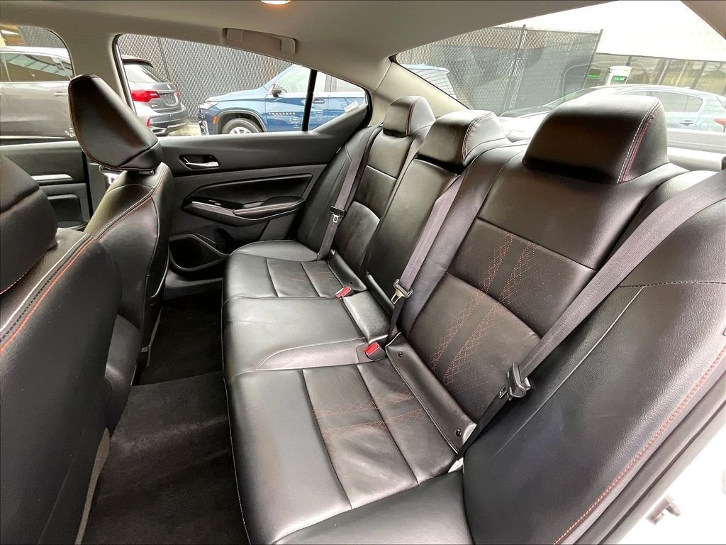 Used 2024 White Nissan 2.5 SR image 15