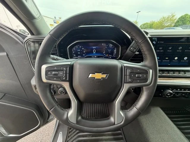 2023 Chevrolet Silverado 1500 LT - Photo 16
