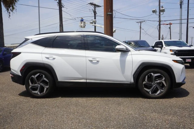 Used 2023  Hyundai Limited image 4