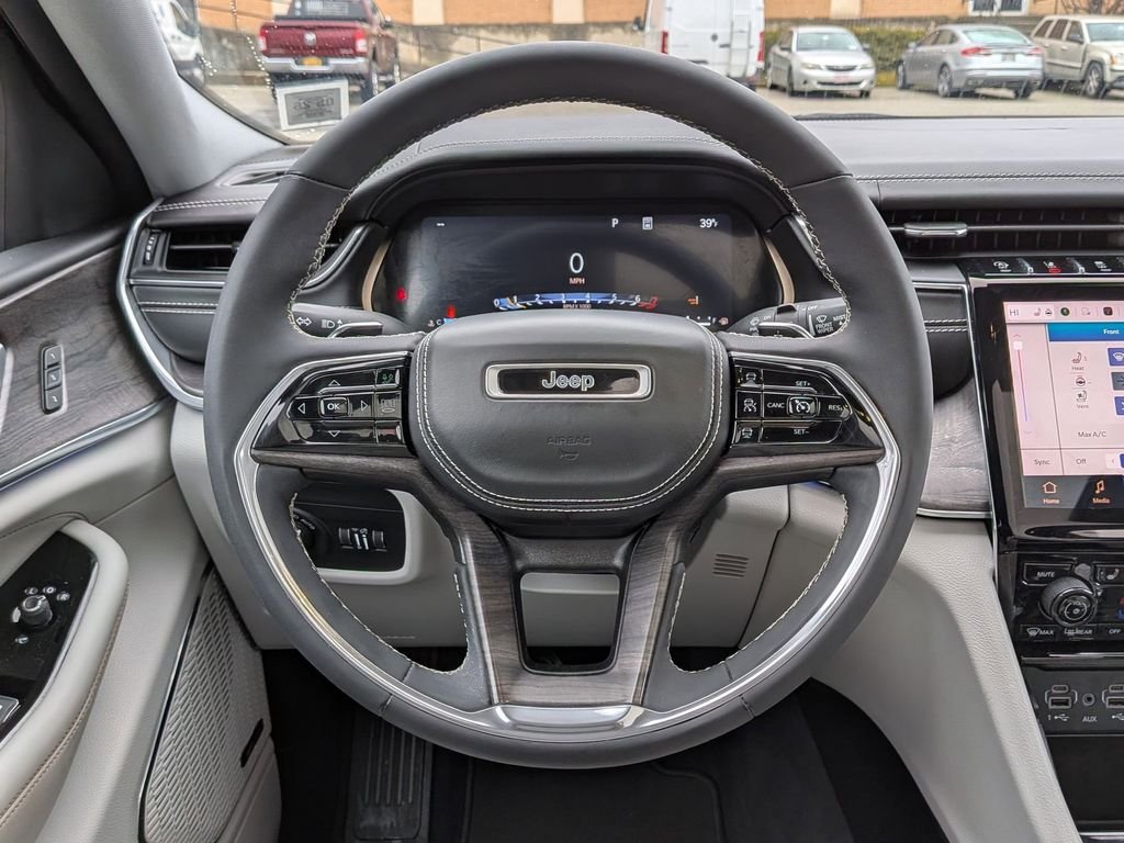 Used 2023 Black Jeep Overland image 17
