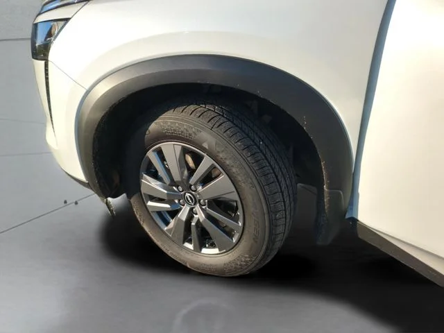 New 2026 Everest White Pearl TriCoat Nissan SV image 29