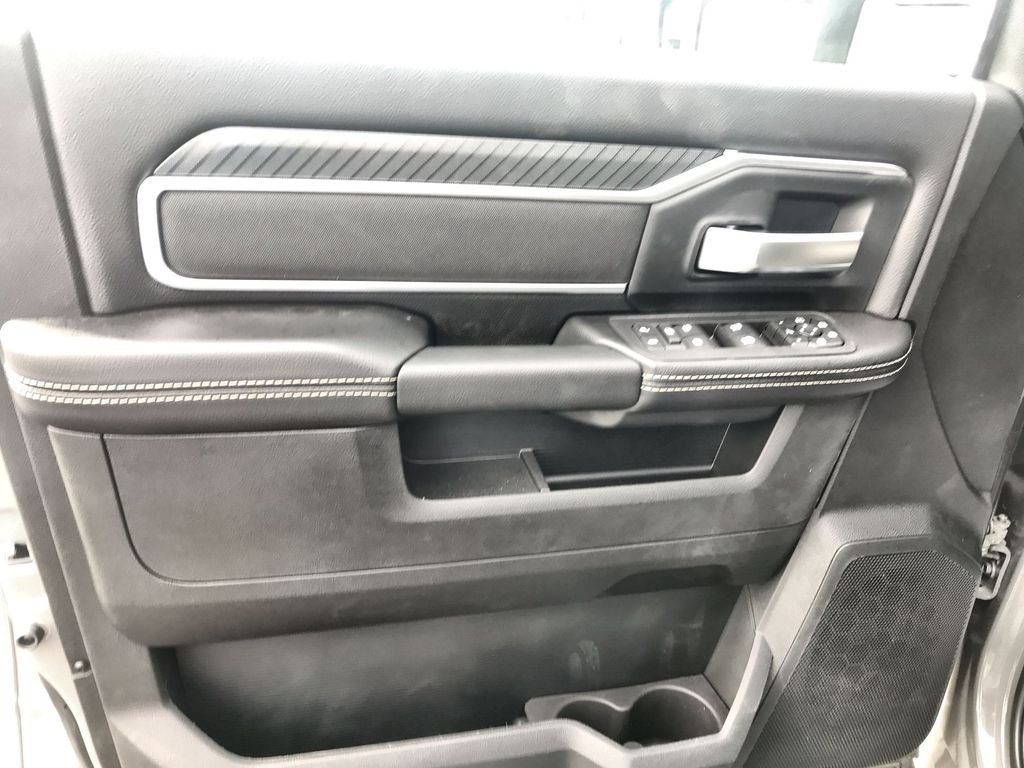 2026 RAM 2500 Big Horn - Photo 13