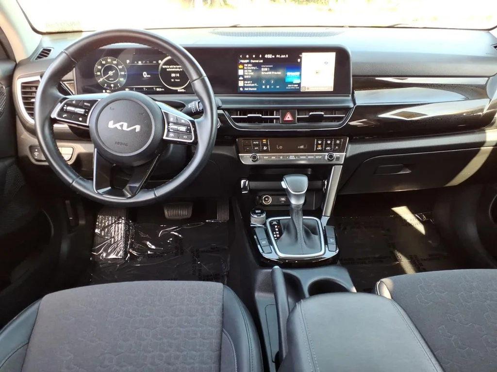 Certified Used 2024 Blue Kia S image 10