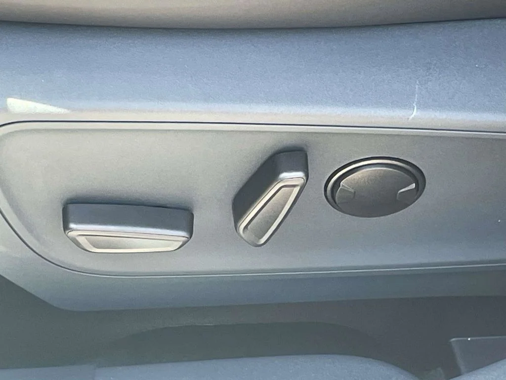 New 2026 White Ford Lobo Standard image 14
