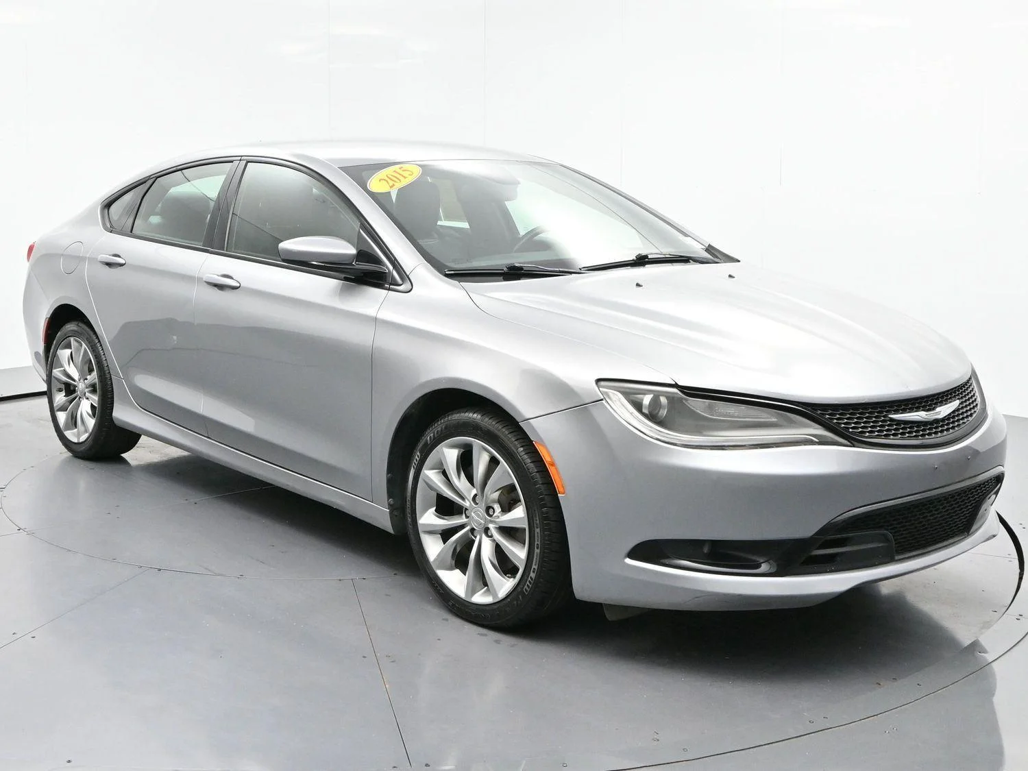 Used 2015 Billet Silver Metallic Clearcoat Chrysler S image 2