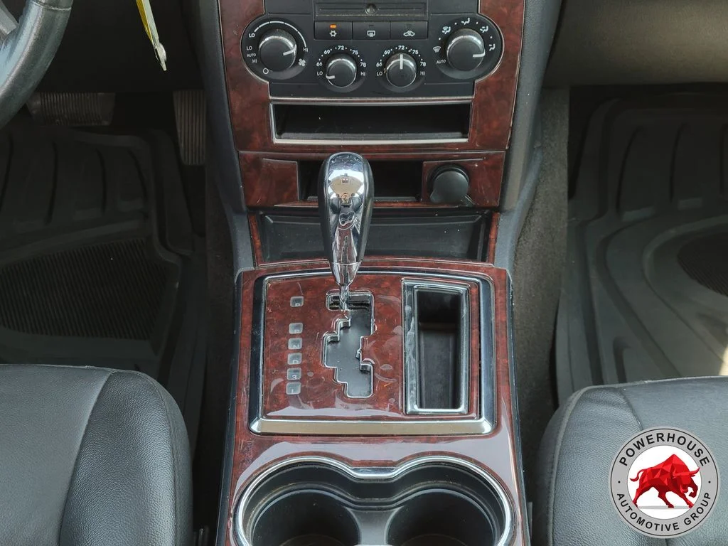 Used 2009 Black Chrysler Touring image 21