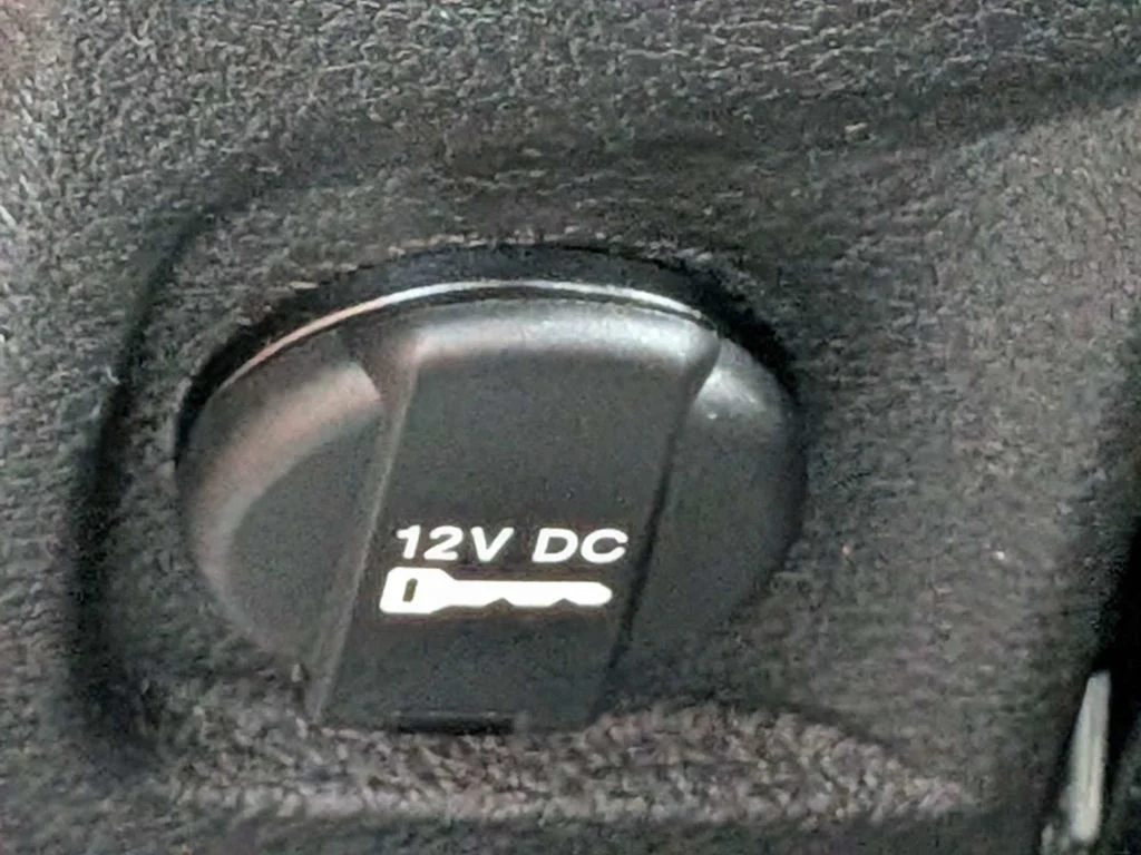Used 2024 Gray Ram SLT image 27