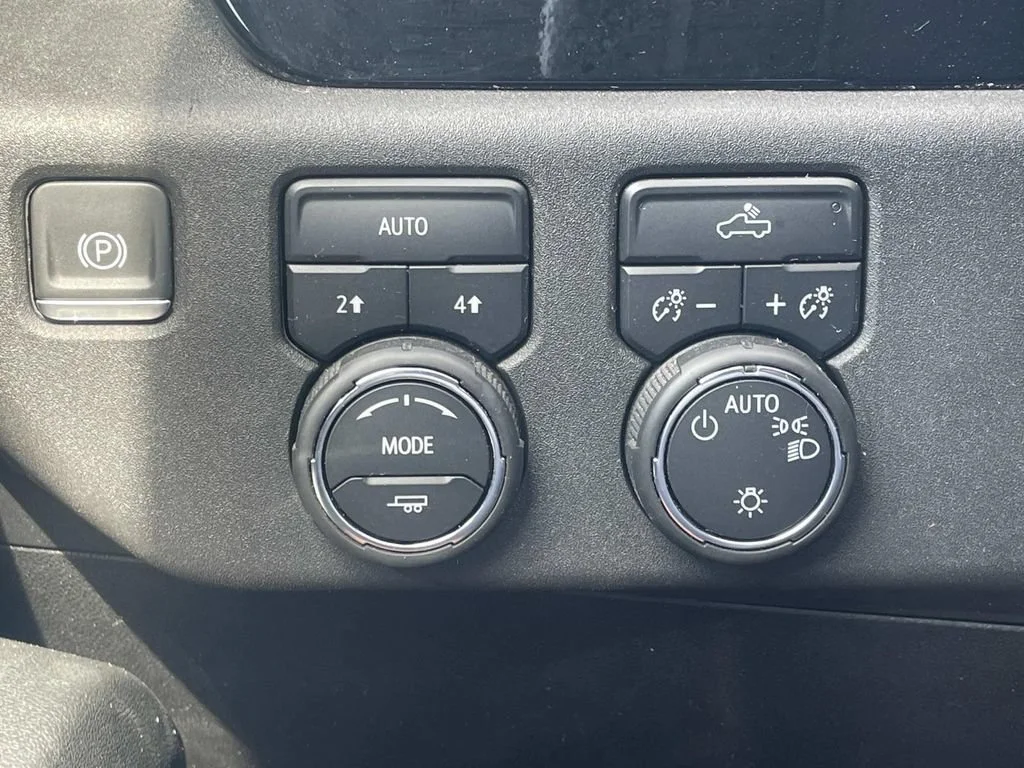 2023 Chevrolet Silverado 1500 LT - Photo 25