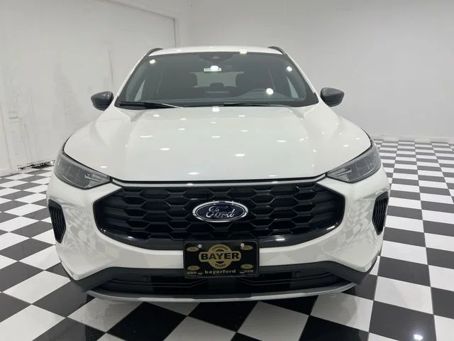 New 2026 Star White Metallic Tri-coat Ford ST-Line image 36