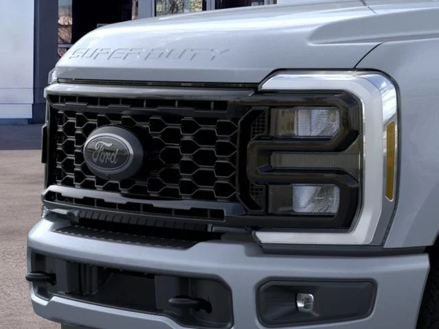 New 2026 Glacier Gray Metallic TriCoat Ford Lariat image 17
