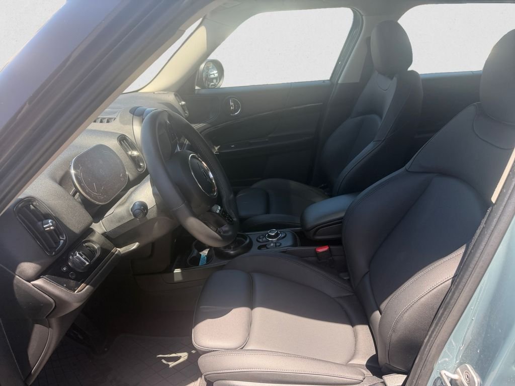 Used 2024 Sage Green Metallic MINI  image 9