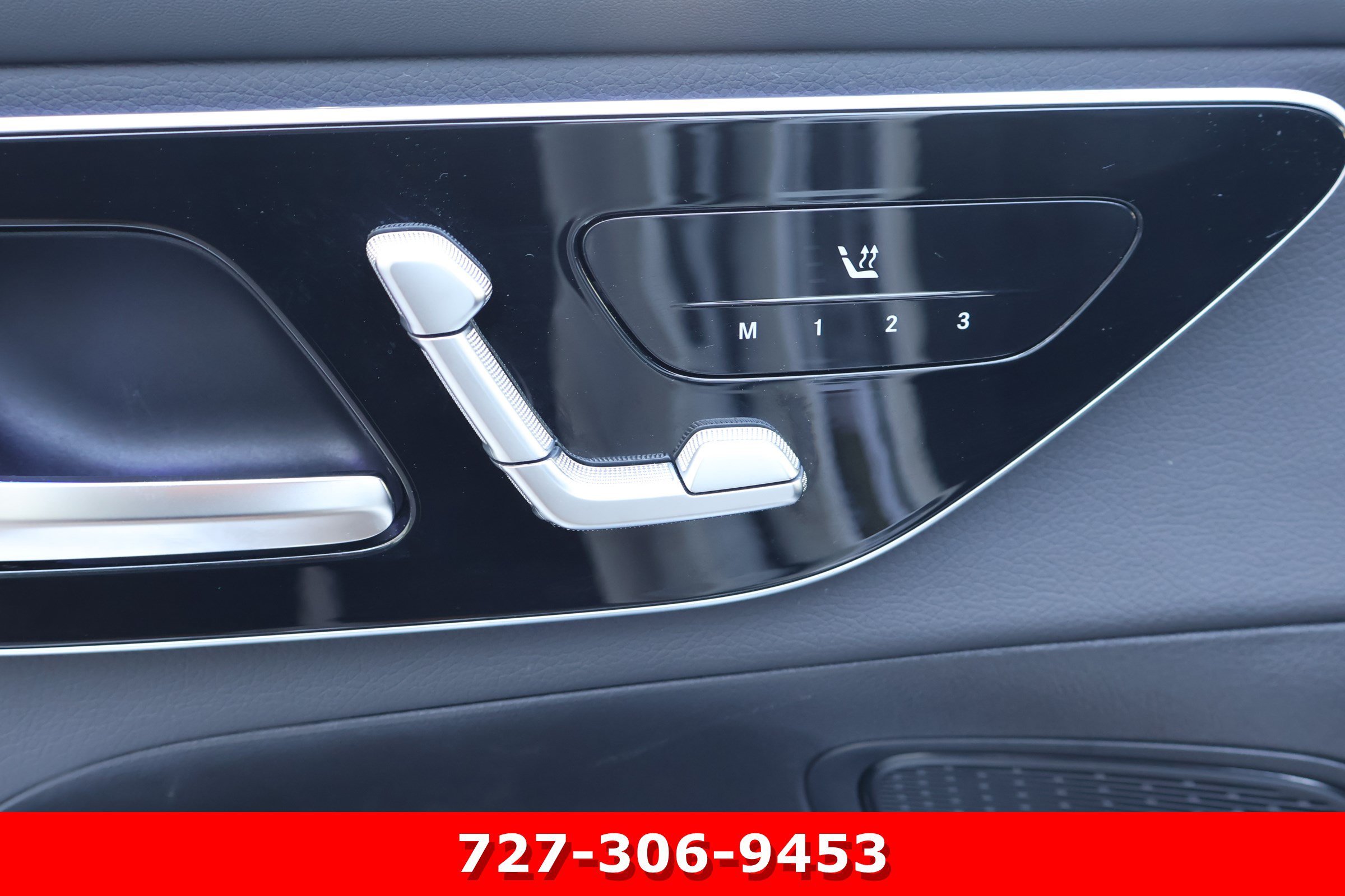 Certified Used 2025 Polar White Mercedes-Benz GLC 300 image 15