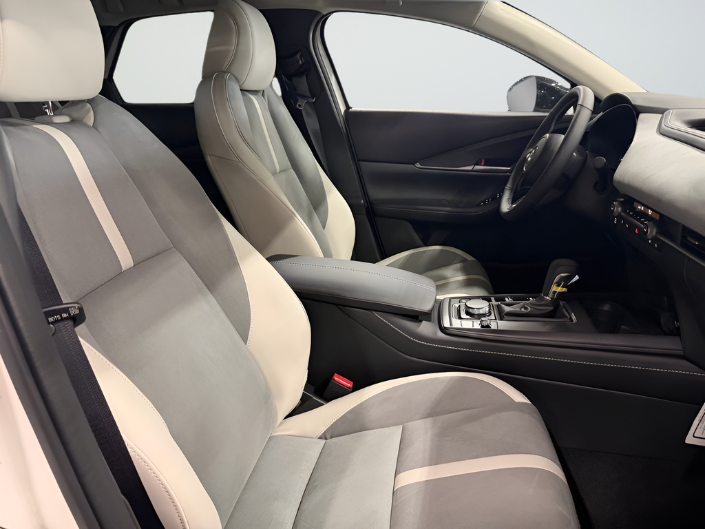 New 2026 Snowflake White Pearl Mazda 2.5 Turbo Aire Edition image 28