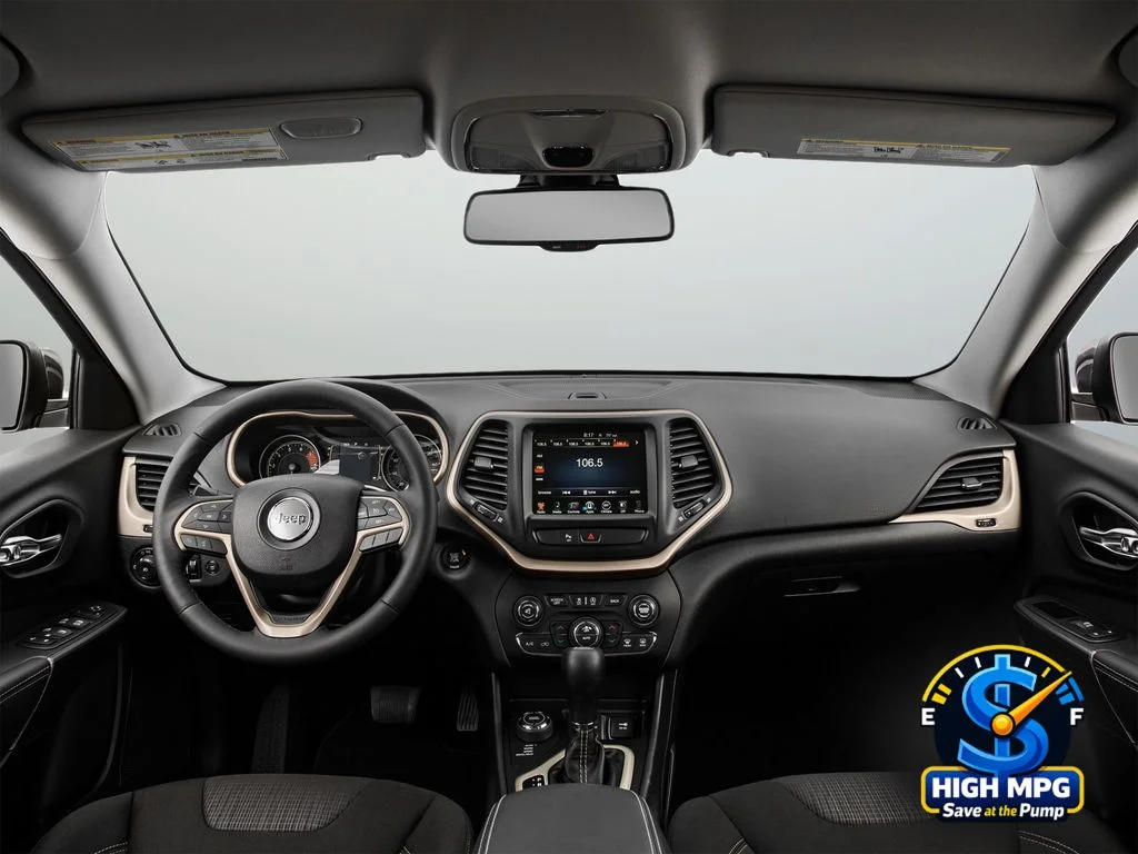 Used 2016 Black Jeep Latitude image 19