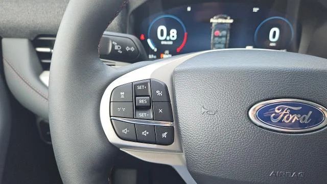New 2026 Carbonized Gray Metallic Ford Active RWD image 29