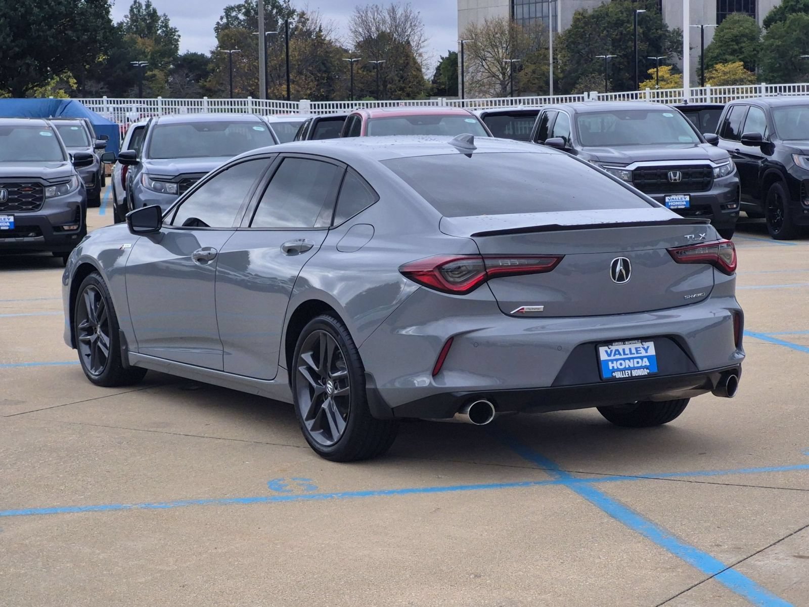 Used 2025 Urban Gray Pearl Acura SH-AWD w/ A-Spec Package image 8