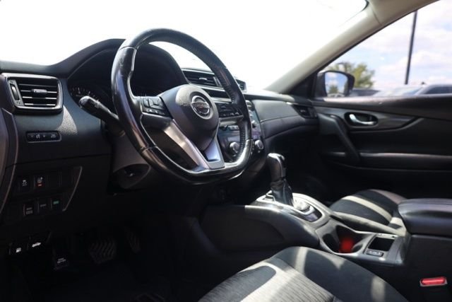Used 2017 Gray Nissan SV image 26