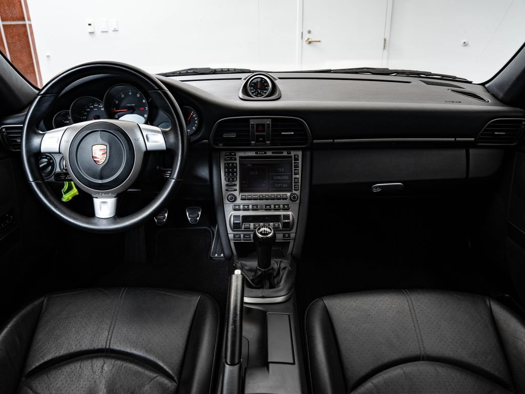 Used 2005 Seal Grey Porsche Carrera image 6