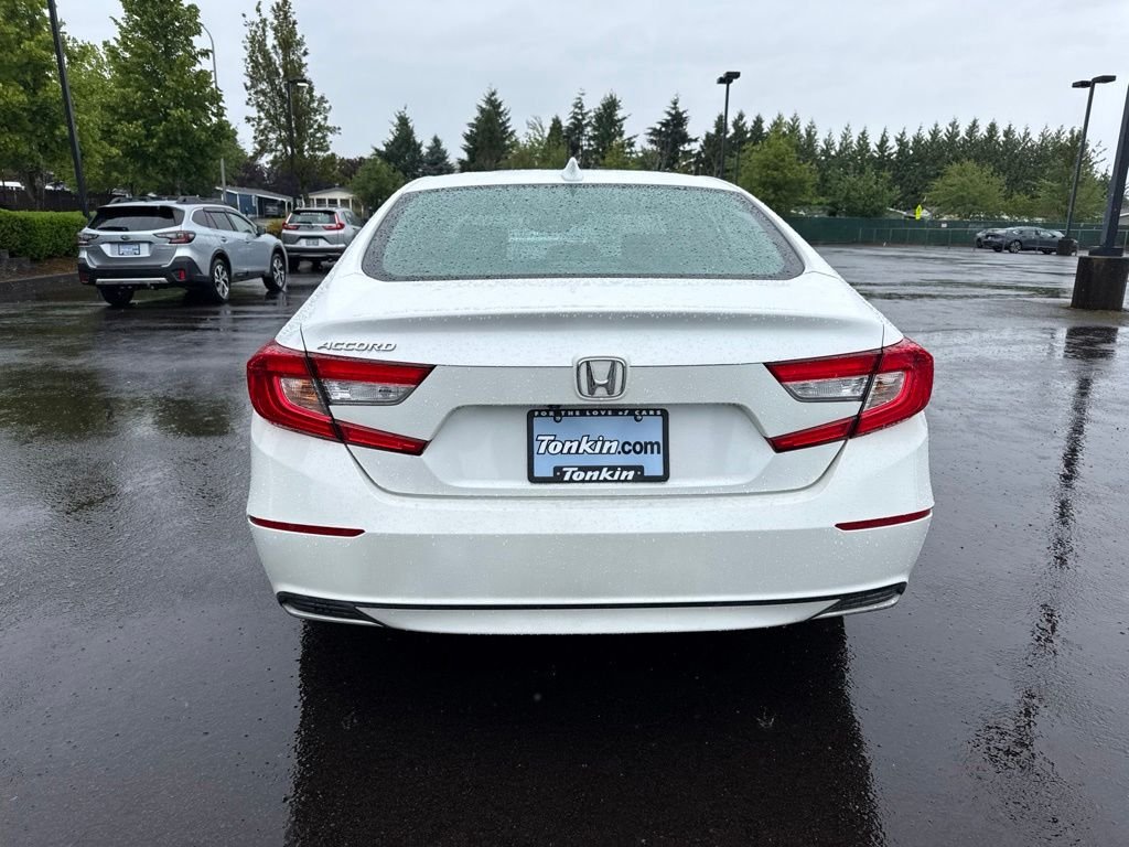 Used 2019 Platinum White Pearl Honda LX image 6