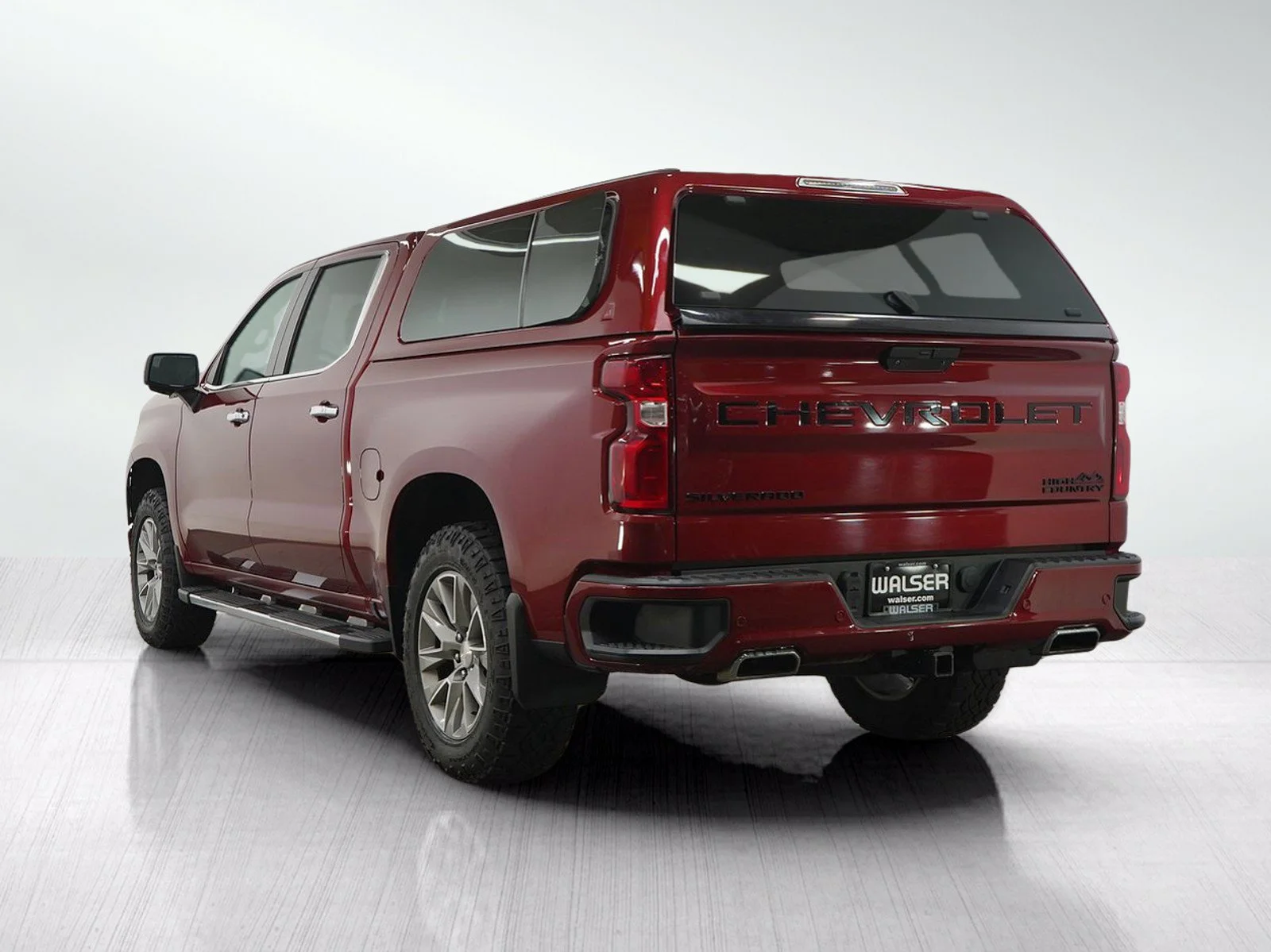 Used 2019 Maroon Chevrolet High Country image 3