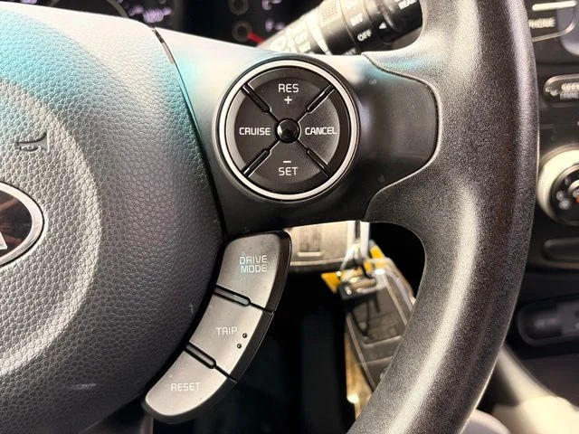 Used 2018 Silver Kia Base image 13