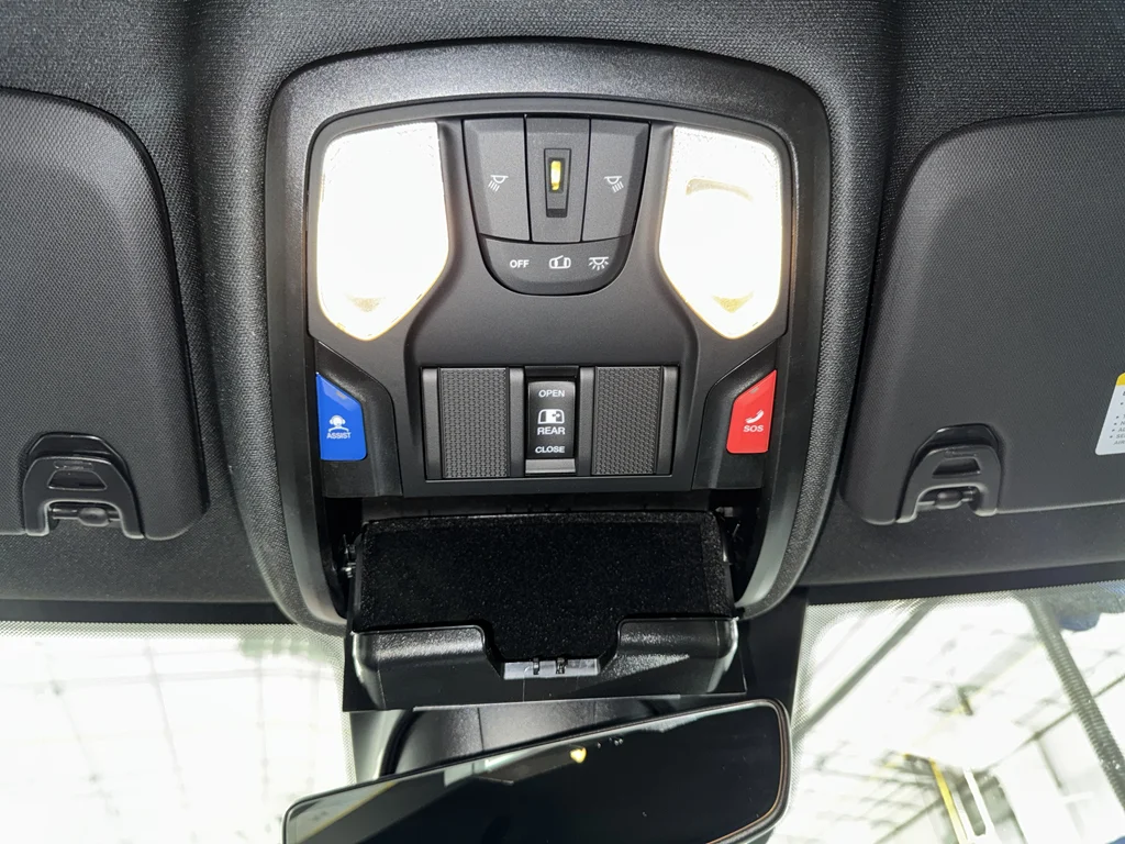 2025 RAM 2500 Tradesman - Photo 39