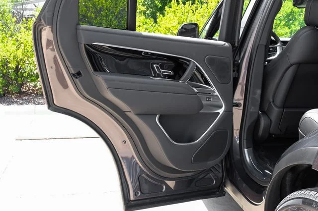 New 2026 Charente Grey Land Rover SE image 57