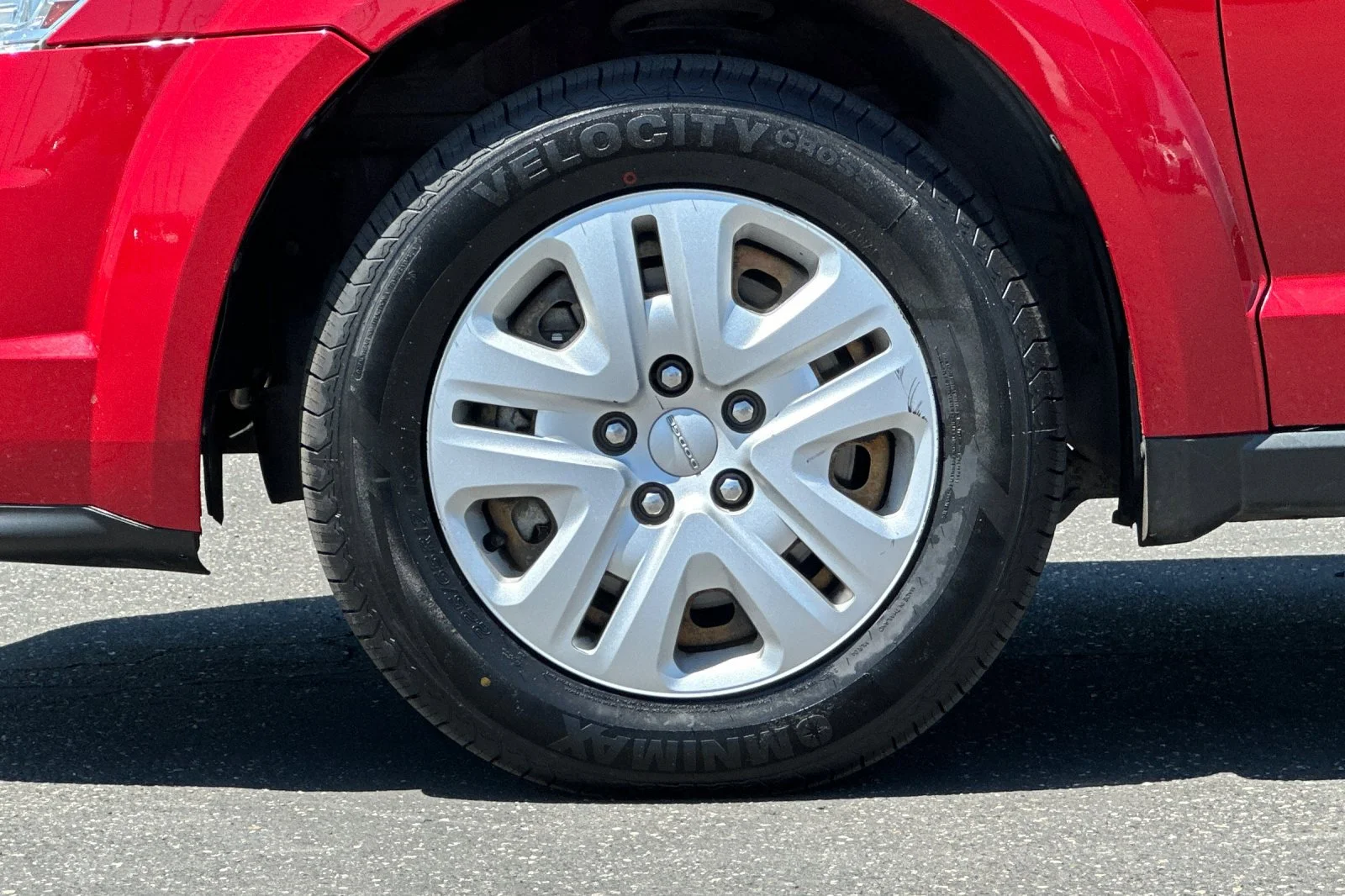 Used 2015 Redline 2 Coat Pearl Dodge American Value Pkg image 24