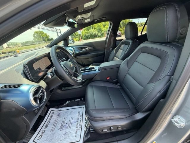 New 2026 Sterling Gray Metallic Chevrolet LT image 31
