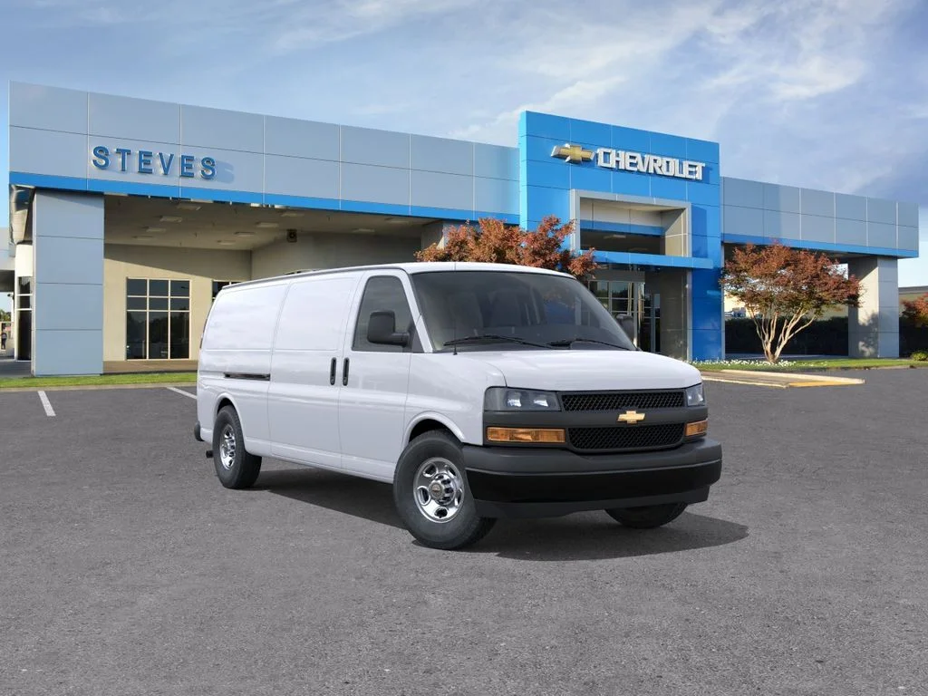 2026 Chevrolet Express 2500 Extended Work Van HD's photo