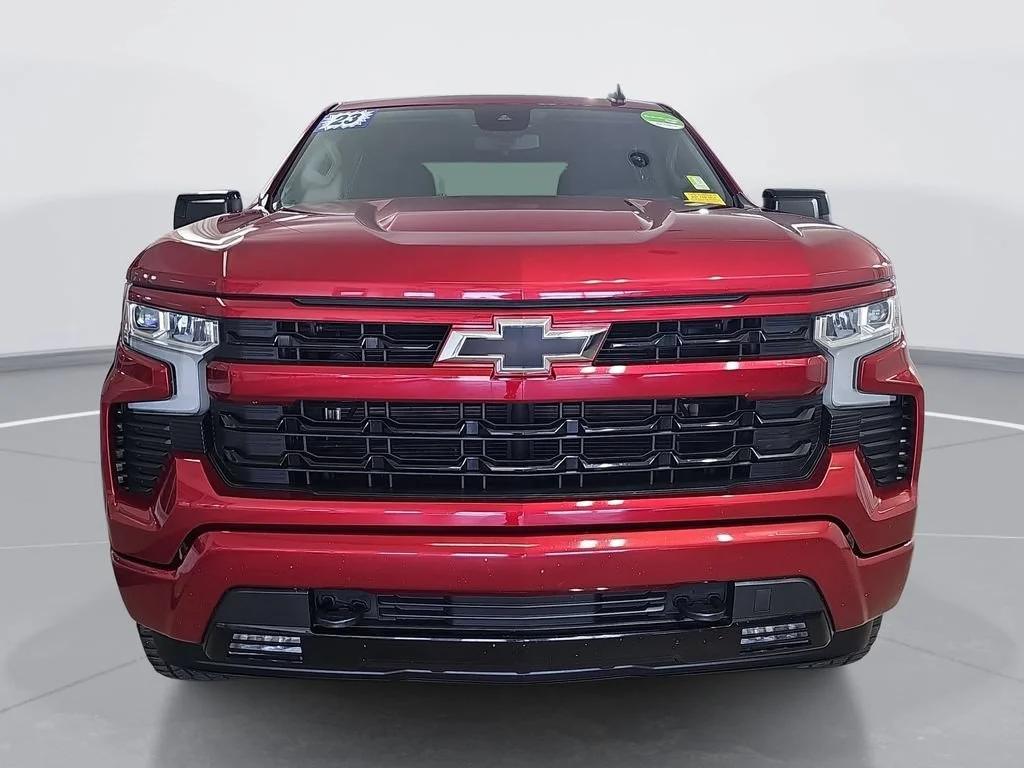 Used 2022 Cherry Red Tintcoat Chevrolet RST image 10