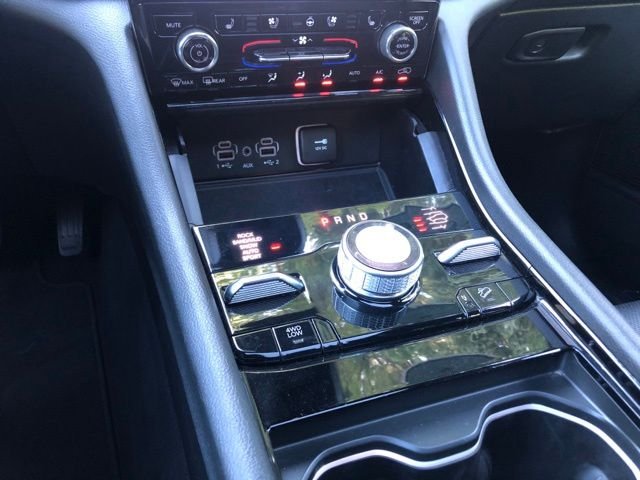 Used 2023 Diamond Black Jeep Overland 4xe image 34