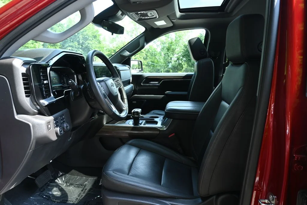 Used 2024 Red Chevrolet LT Trail Boss image 3