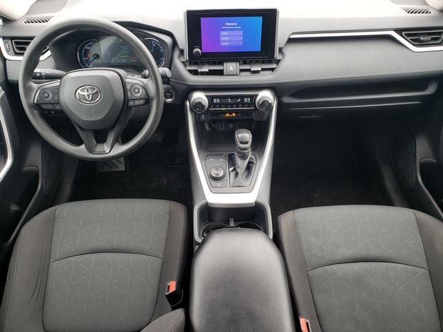 Used 2025 White Toyota XLE image 15