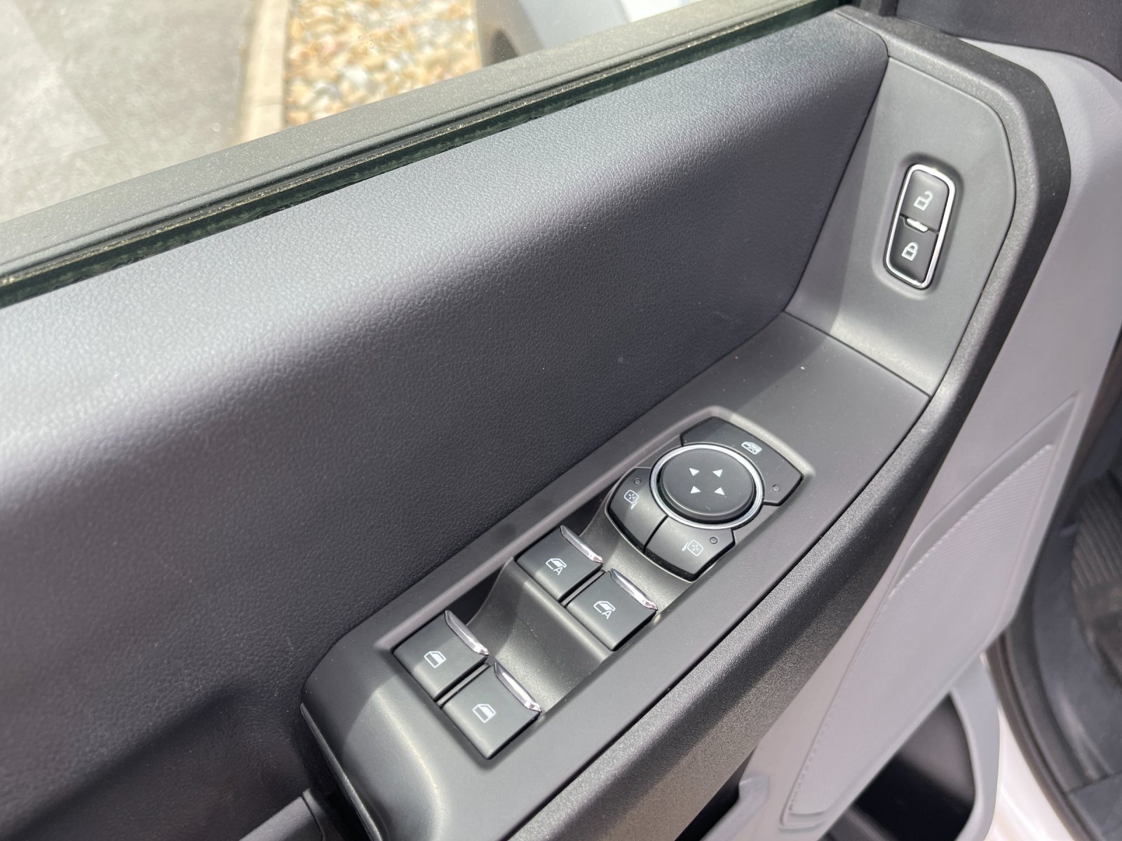 Used 2024 White Ford XL image 13