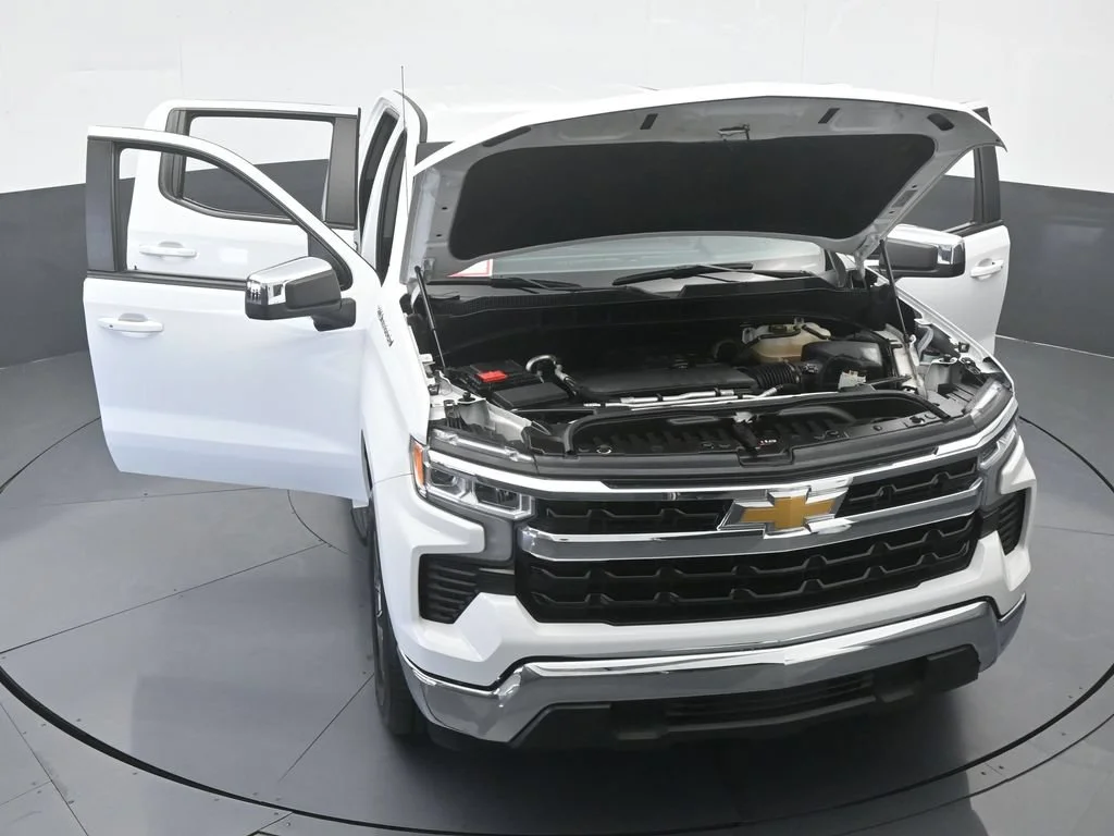 Used 2023 Summit White Chevrolet LT image 65