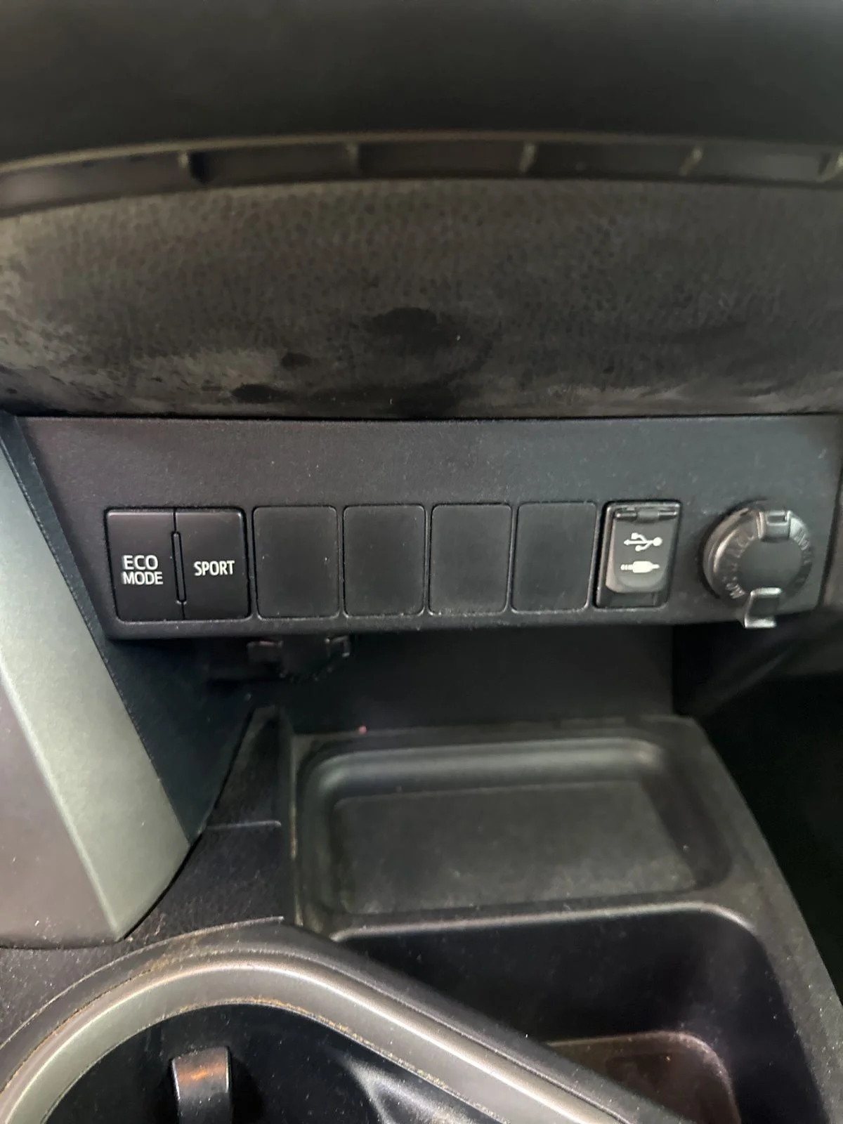 Used 2016 Gray Toyota XLE image 20