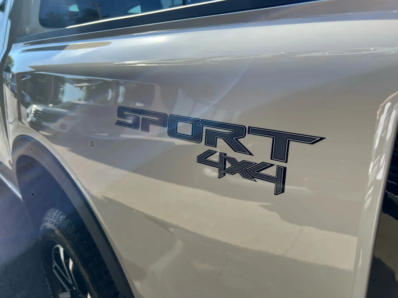 New 2025 Desert Sand Ford LARIAT image 27