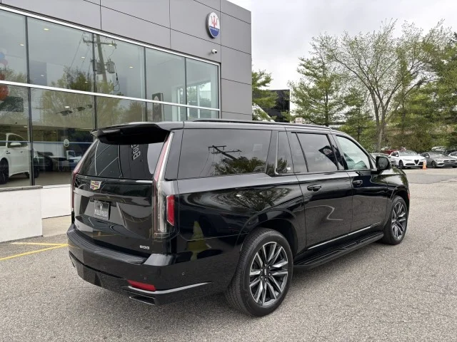 Used 2023 Black Raven Cadillac 4WD Sport Platinum !! SUPER CRUISE !! image 6