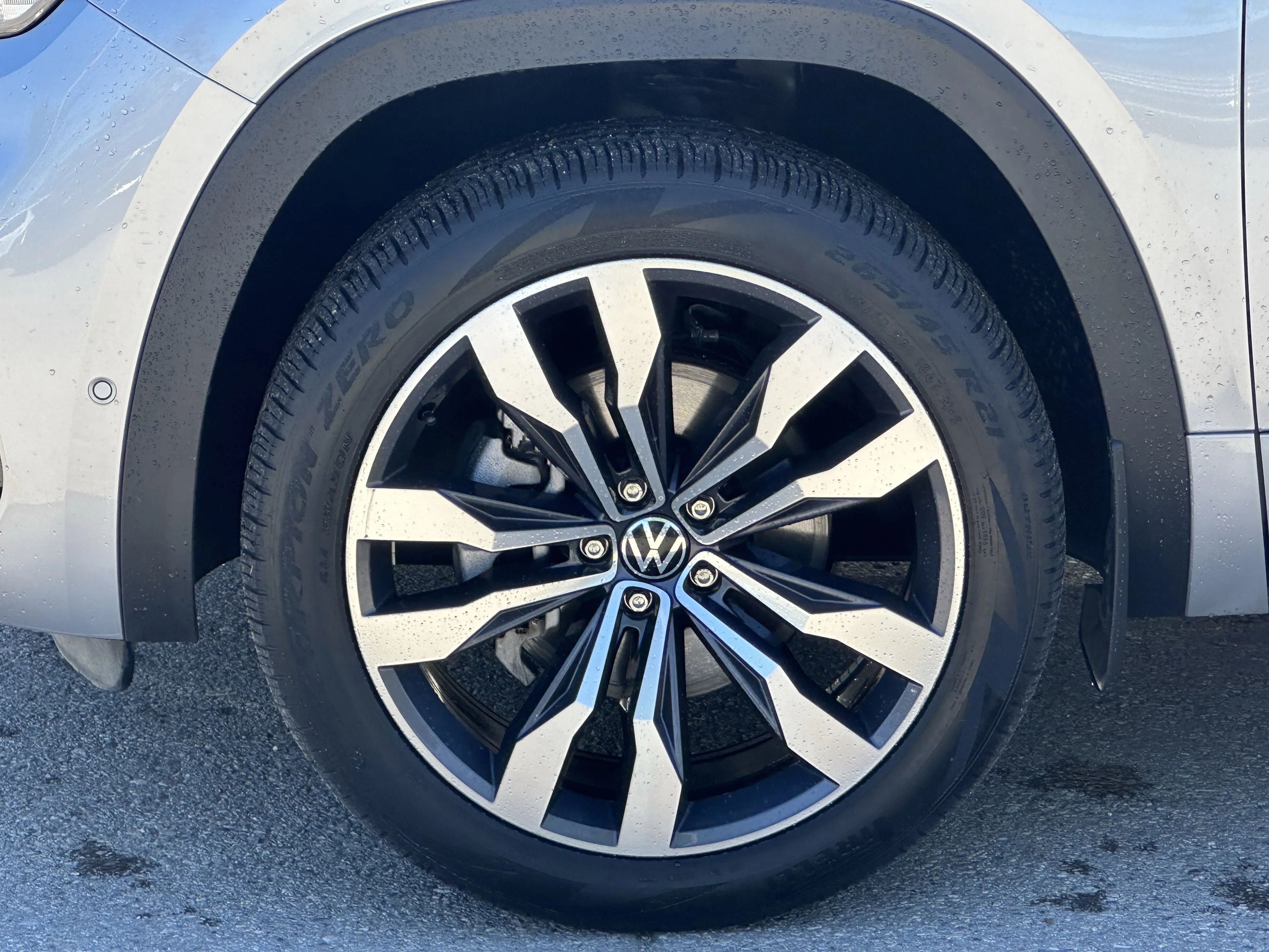 Certified Used 2023 Black Volkswagen Execline image 6