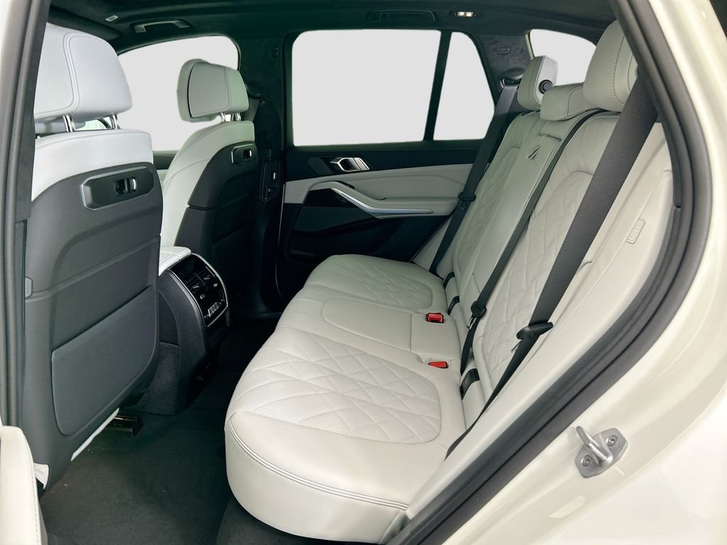 New 2026 Alpine White BMW xDrive50e image 20