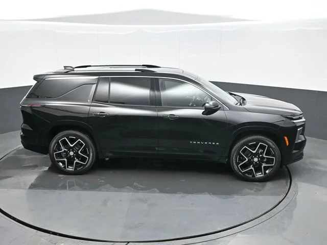New 2026 Mosaic Black Metallic Chevrolet High Country image 16