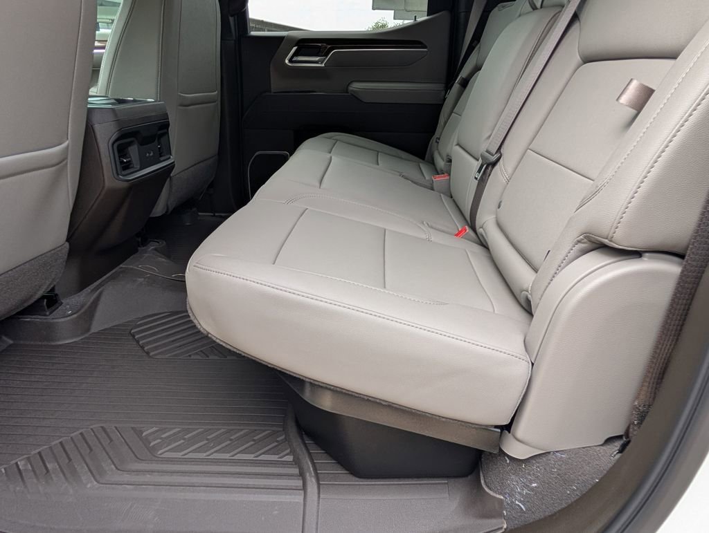 New 2026 Summit White Chevrolet LT image 7