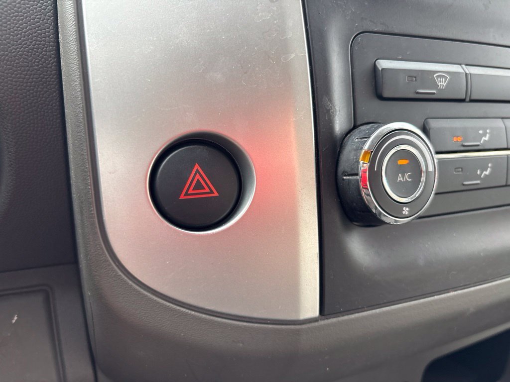 Used 2019 Blue Nissan SV image 25