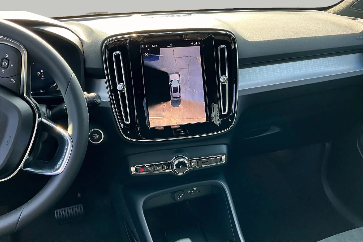 2026 Volvo XC40 Ultra Black Edition - Photo 8