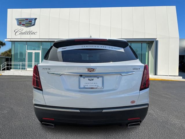 Certified Used 2025 Crystal White Tricoat Cadillac Luxury image 4