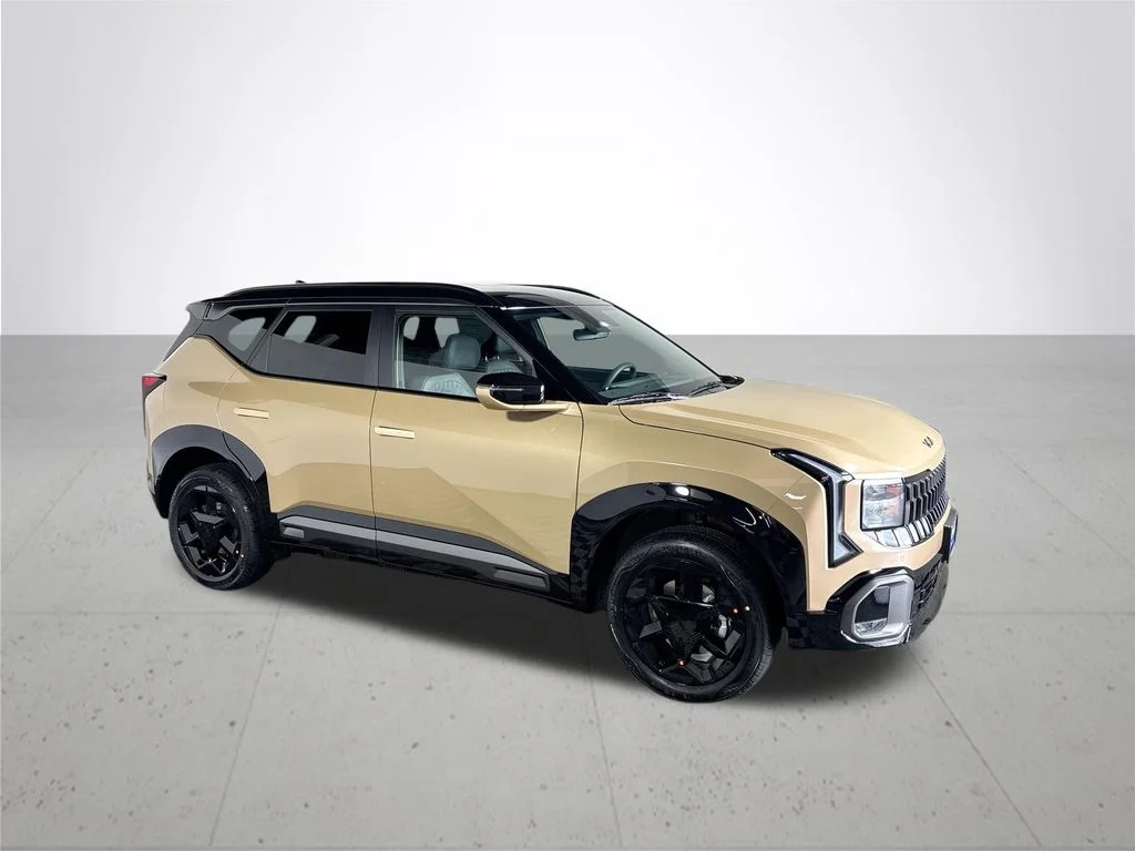New 2027 Terrain Brown / Black Roof Kia X-Line image 4
