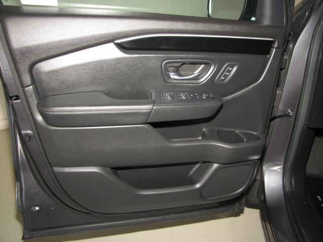 Certified Used 2025 Modern Steel Metallic Honda Touring image 41